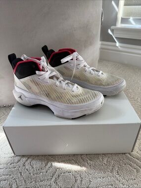 Nike Kids Air Jordan XXXVII GS 37 White Black Big Kid 6 Basketball shoes